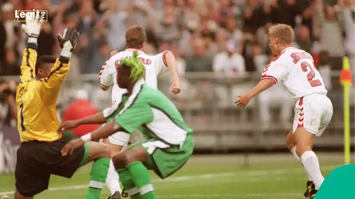 Taribo west